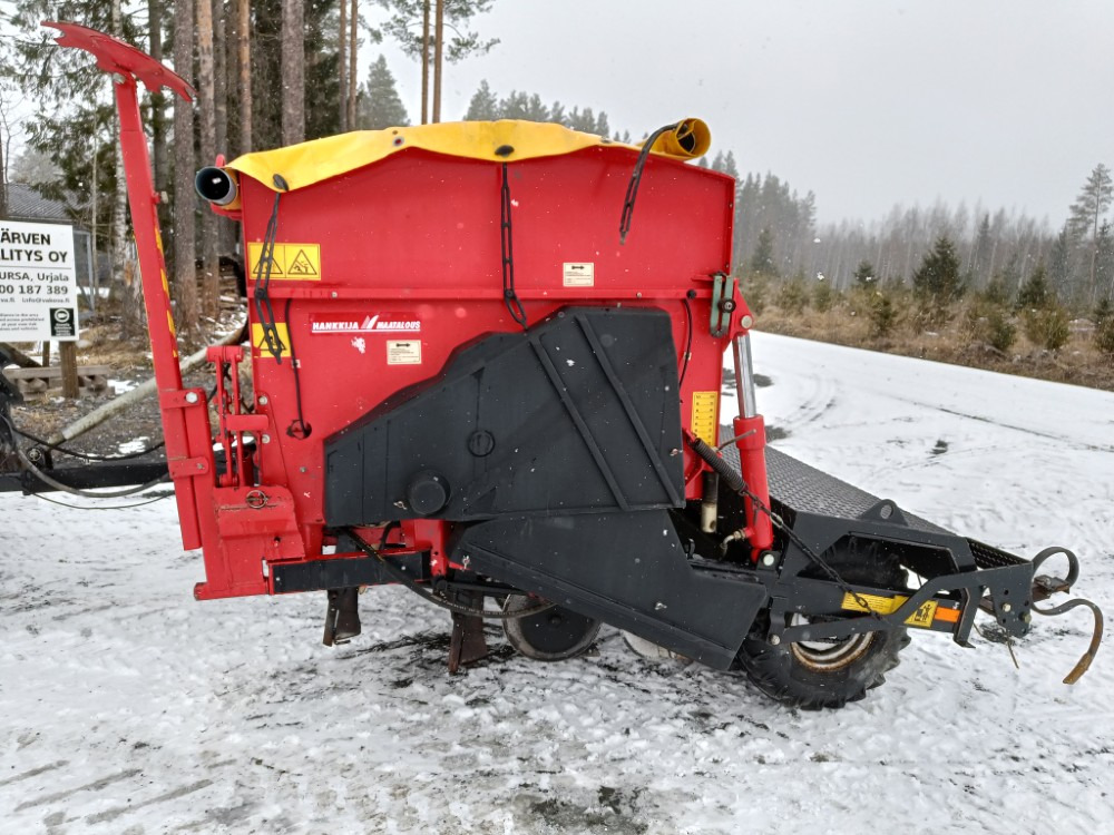 Junkkari Simulta S3000T Takapyöräkone kiekkovantailla - Semeadora combinada: foto 4 Junkkari Simulta S3000T Takapyöräkone kiekkovantailla - Semeadora combinada: foto 4