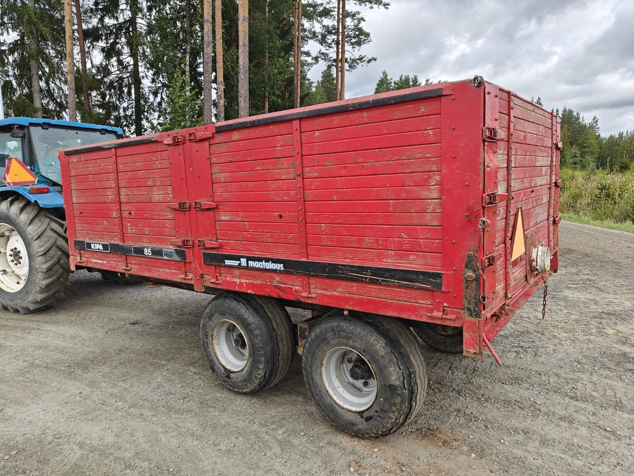 Kipa 85 telikippikärry - Reboque basculante agrícola: foto 3 Kipa 85 telikippikärry - Reboque basculante agrícola: foto 3