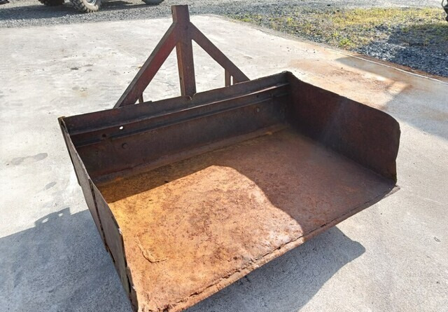 Kuljetuslaatikko 160cm - Balde para Máquina agrícola: foto 1 Kuljetuslaatikko 160cm - Balde para Máquina agrícola: foto 1