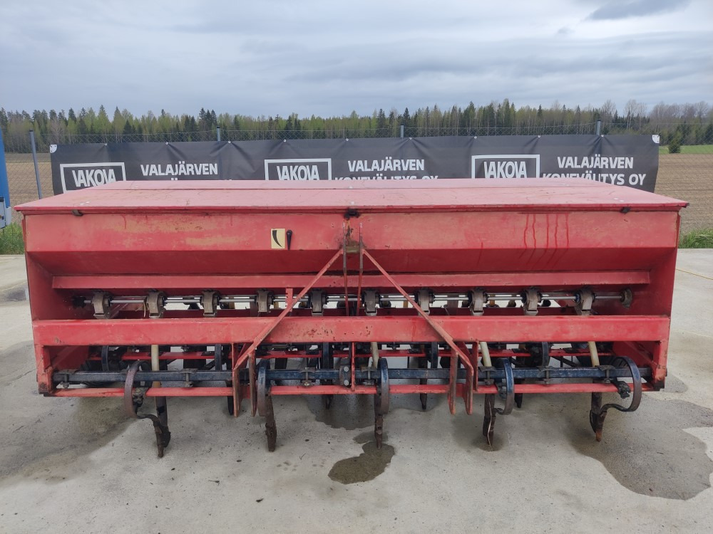 Simulta Junkkari 250cm kiekkovantailla - Semeadora combinada: foto 2 Simulta Junkkari 250cm kiekkovantailla - Semeadora combinada: foto 2