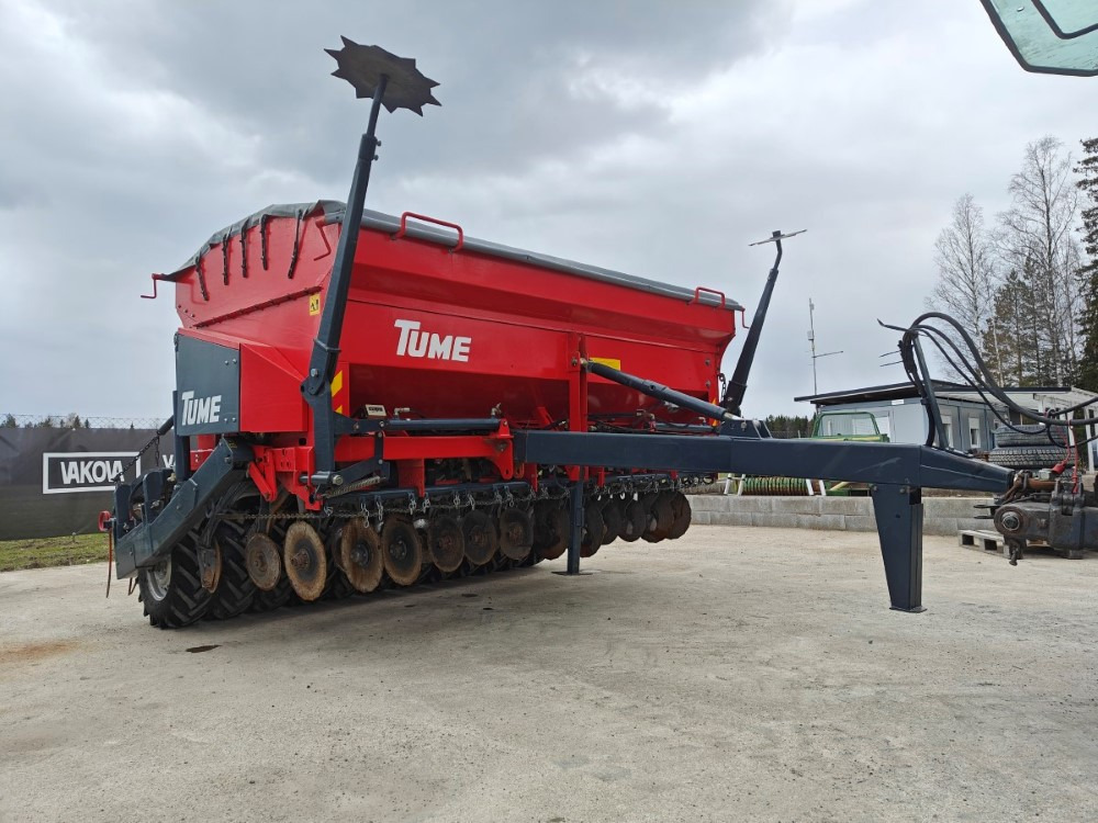 Tume HKL 3000 JC Pro Täyskiekkokone - Semeadora combinada: foto 3 Tume HKL 3000 JC Pro Täyskiekkokone - Semeadora combinada: foto 3