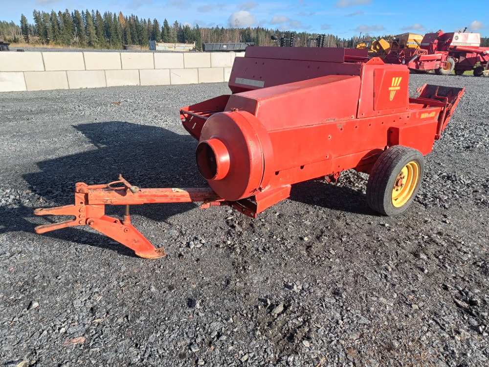 WELGER AP42 - Enfardadeira de fardos quadrados: foto 1 WELGER AP42 - Enfardadeira de fardos quadrados: foto 1