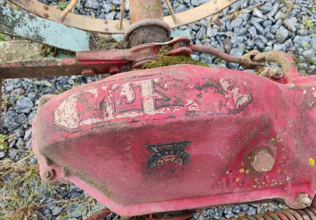 Colheitadeira de batatas Wärtsilä Peko - perunannostokone: foto 6 Colheitadeira de batatas Wärtsilä Peko - perunannostokone: foto 6