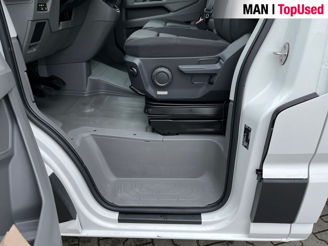 MAN TGE 3.180 4X2F SB sklápěčka Autotech - Furgão: foto 5 MAN TGE 3.180 4X2F SB sklápěčka Autotech - Furgão: foto 5