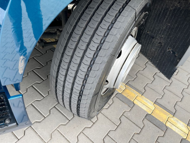 MAN TGL 12.250 4x2 BL CH - Camião furgão: foto 4 MAN TGL 12.250 4x2 BL CH - Camião furgão: foto 4