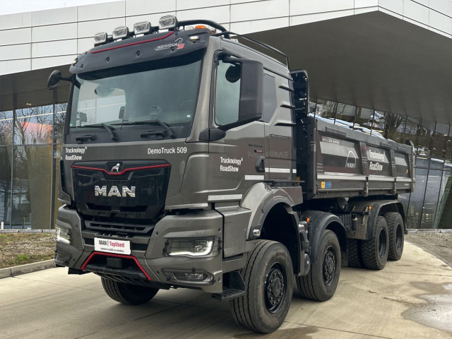 MAN TGS 41.540 8x8 BB CH - Carrinha basculante: foto 1 MAN TGS 41.540 8x8 BB CH - Carrinha basculante: foto 1