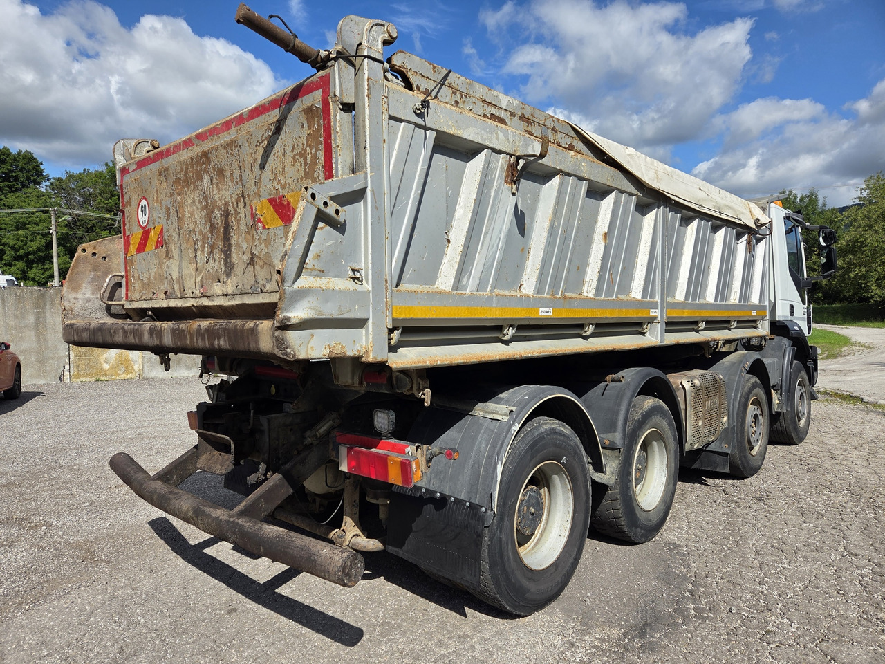 IVECO TRAKKER 500 8x4 EURO6 Bordmatik - Camião basculante: foto 4 IVECO TRAKKER 500 8x4 EURO6 Bordmatik - Camião basculante: foto 4