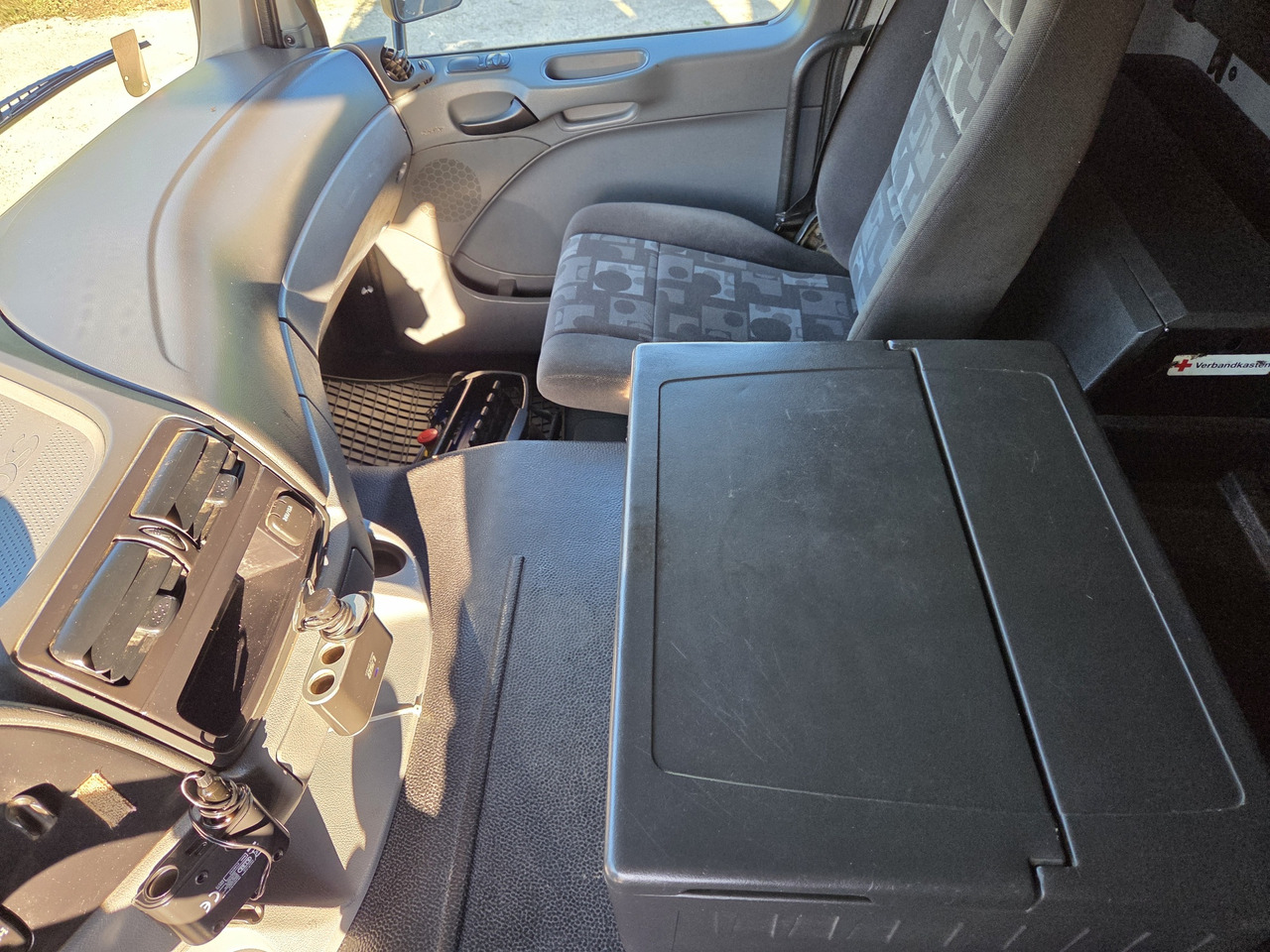 MERCEDES-BENZ - Camião chassi: foto 4 MERCEDES-BENZ - Camião chassi: foto 4