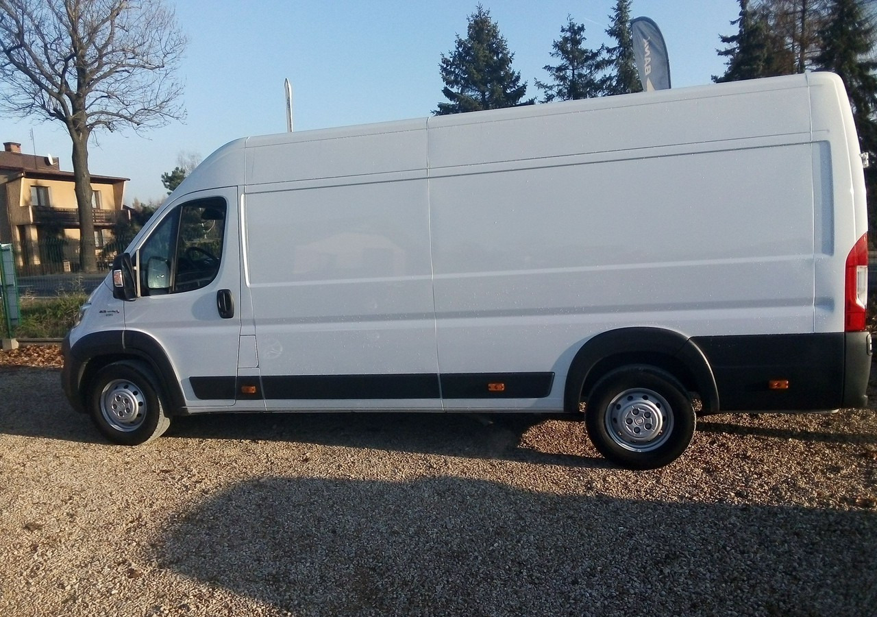Fiat Ducato krajowy*jeden właściciel*klimatronic *kamera *fv 23%*driving advisor - Furgão: foto 4 Fiat Ducato krajowy*jeden właściciel*klimatronic *kamera *fv 23%*driving advisor - Furgão: foto 4