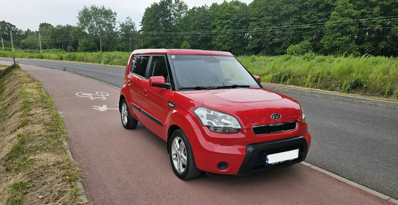Kia Soul klima*alufelgi**** - Automóvel: foto 3 Kia Soul klima*alufelgi**** - Automóvel: foto 3