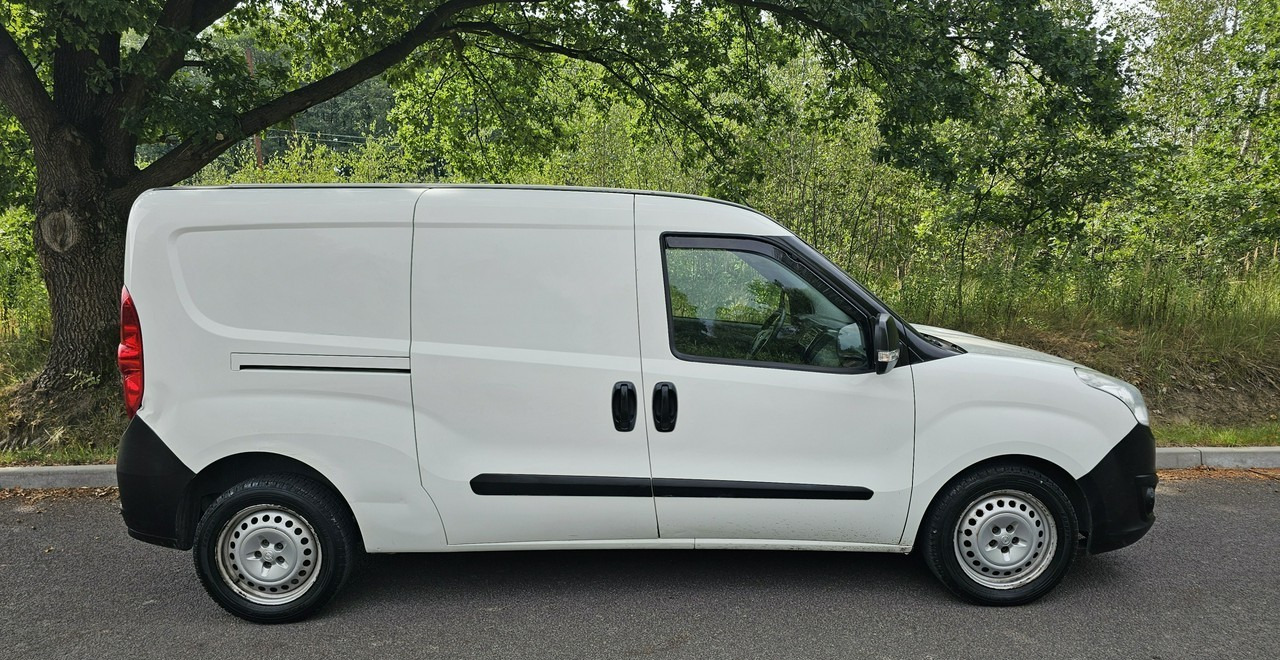 Opel Combo krajowy * jeden właściciel *wersja long* - Furgão: foto 3 Opel Combo krajowy * jeden właściciel *wersja long* - Furgão: foto 3