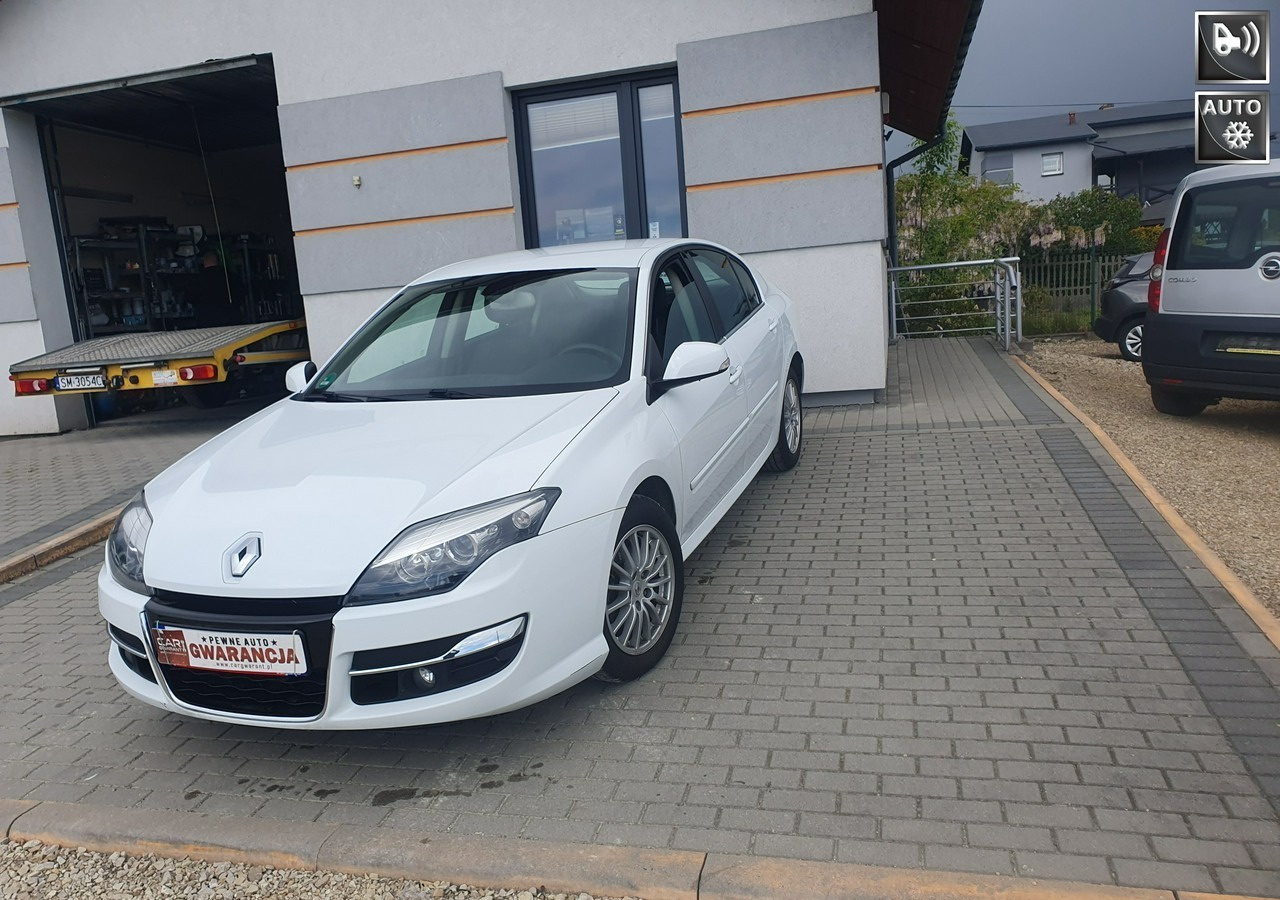 Renault Laguna III niski przebieg * zadbana * - Hatchback: foto 1 Renault Laguna III niski przebieg * zadbana * - Hatchback: foto 1
