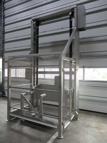 Lachnit lifter for palletboxes 322 L - Equipamento de processamento de alimentos: foto 3 Lachnit lifter for palletboxes 322 L - Equipamento de processamento de alimentos: foto 3