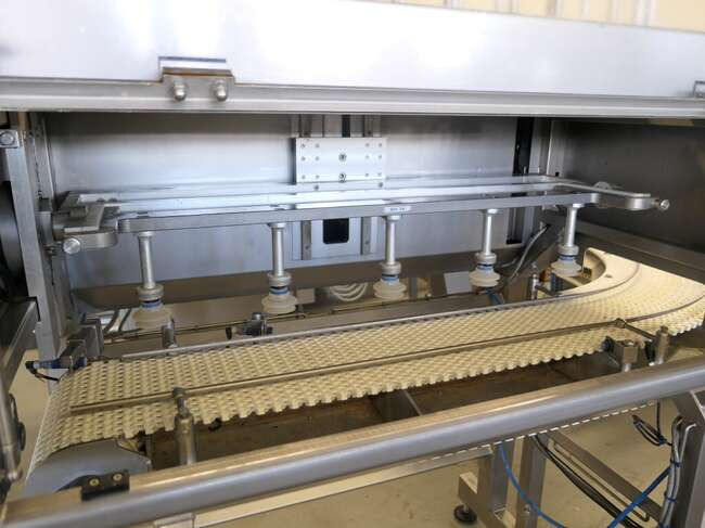Tramper filling- and traysealing line GMD99-2 - Máquina de embalagem: foto 5 Tramper filling- and traysealing line GMD99-2 - Máquina de embalagem: foto 5