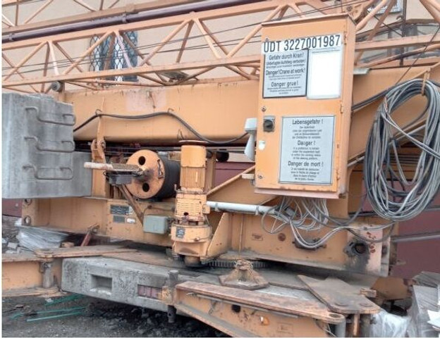 Liebherr 32K, 1992 yom, cabin stering, loco PL - Grua automontante: foto 4 Liebherr 32K, 1992 yom, cabin stering, loco PL - Grua automontante: foto 4