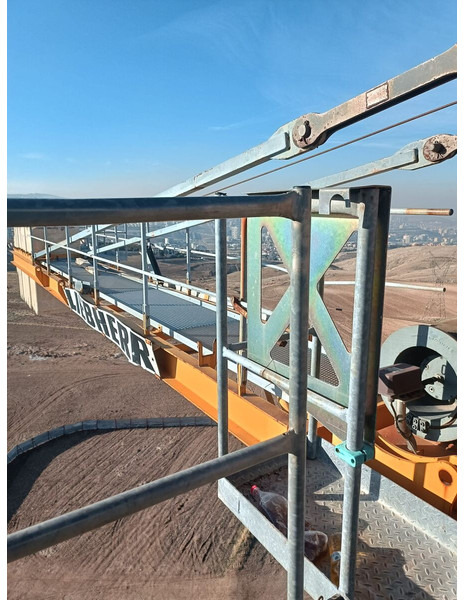 Liebherr 71EC-B, 2006yom, 36m huh, cross, cabin - Guindaste de torre: foto 4 Liebherr 71EC-B, 2006yom, 36m huh, cross, cabin - Guindaste de torre: foto 4