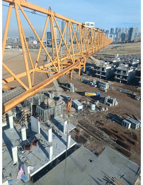 Liebherr 71EC-B, 2006yom, 36m huh, cross, cabin - Guindaste de torre: foto 5 Liebherr 71EC-B, 2006yom, 36m huh, cross, cabin - Guindaste de torre: foto 5