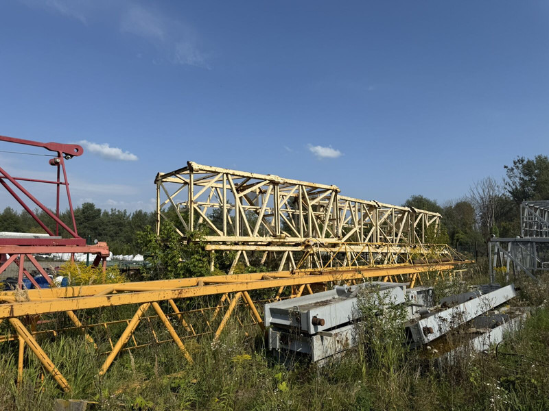 Liebherr 80HC 120HC 170HC towers + 120HC undercarriage - Guindaste de torre: foto 1 Liebherr 80HC 120HC 170HC towers + 120HC undercarriage - Guindaste de torre: foto 1