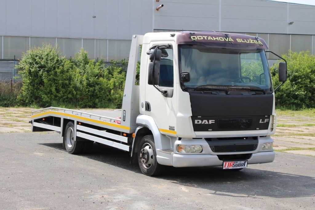 DAF FA LF 45.130 ODTAHOVÉ VOZIDLO - Caminhão reboque: foto 1 DAF FA LF 45.130 ODTAHOVÉ VOZIDLO - Caminhão reboque: foto 1