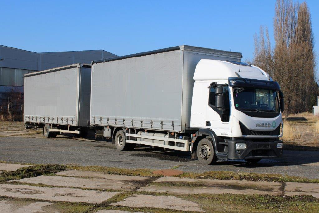 Iveco Eurocargo 120E250 - Camião de lona: foto 1 Iveco Eurocargo 120E250 - Camião de lona: foto 1