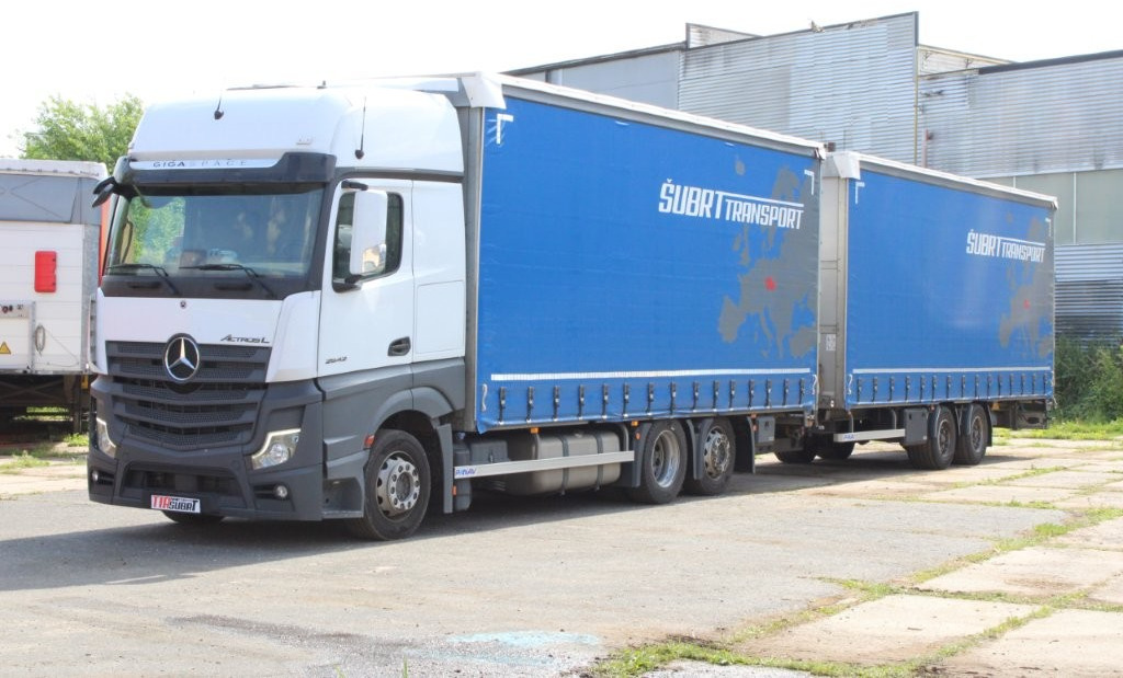 Mercedes-Benz Actros 2542 NAVIGACE + PANAV TVK 18 M (8,20m x 2,4 - Camião de lona, Reboque de lona: foto 3 Mercedes-Benz Actros 2542 NAVIGACE + PANAV TVK 18 M (8,20m x 2,4 - Camião de lona, Reboque de lona: foto 3