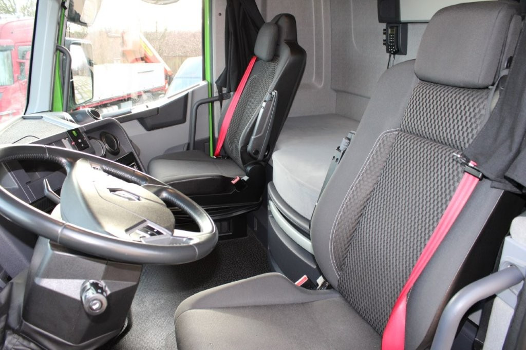 RENAULT T 440, NEZÁVISLÁ KLIMATIZACE - Tractor: foto 5 RENAULT T 440, NEZÁVISLÁ KLIMATIZACE - Tractor: foto 5