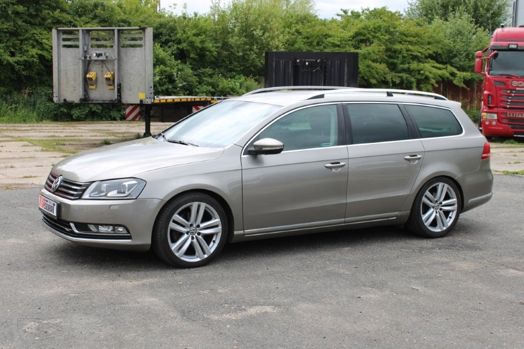 Volkswagen Passat Variant, 2.0TDI (není možný odpočet DPH) - Carrinha: foto 3 Volkswagen Passat Variant, 2.0TDI (není možný odpočet DPH) - Carrinha: foto 3