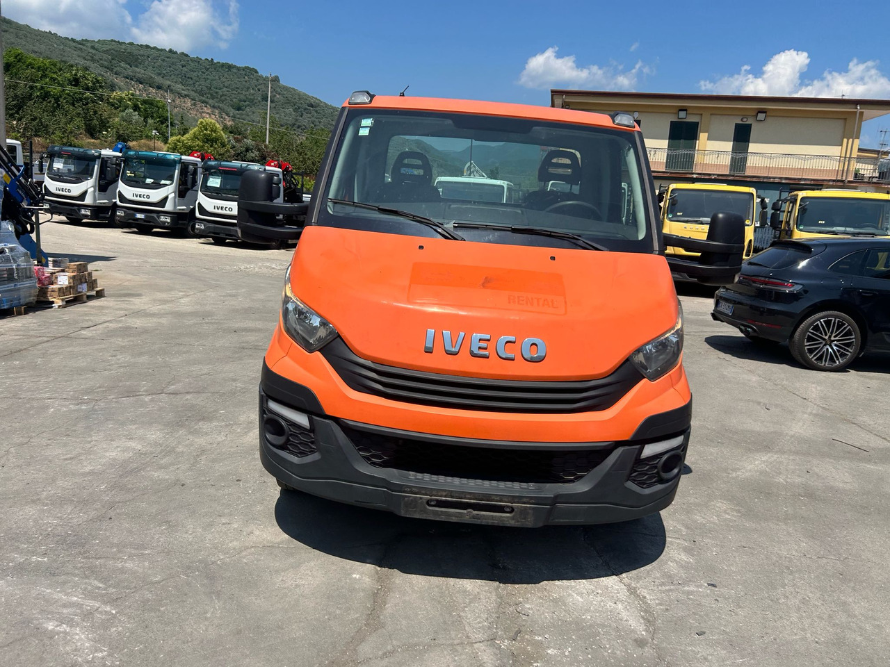 IVECO DAILY 35-140 - Carrinha de caixa aberta: foto 5 IVECO DAILY 35-140 - Carrinha de caixa aberta: foto 5