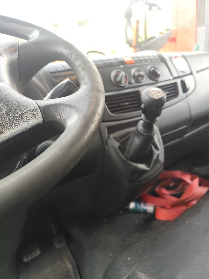 IVECO EUROCARGO 120E28P - Camião chassi: foto 3 IVECO EUROCARGO 120E28P - Camião chassi: foto 3