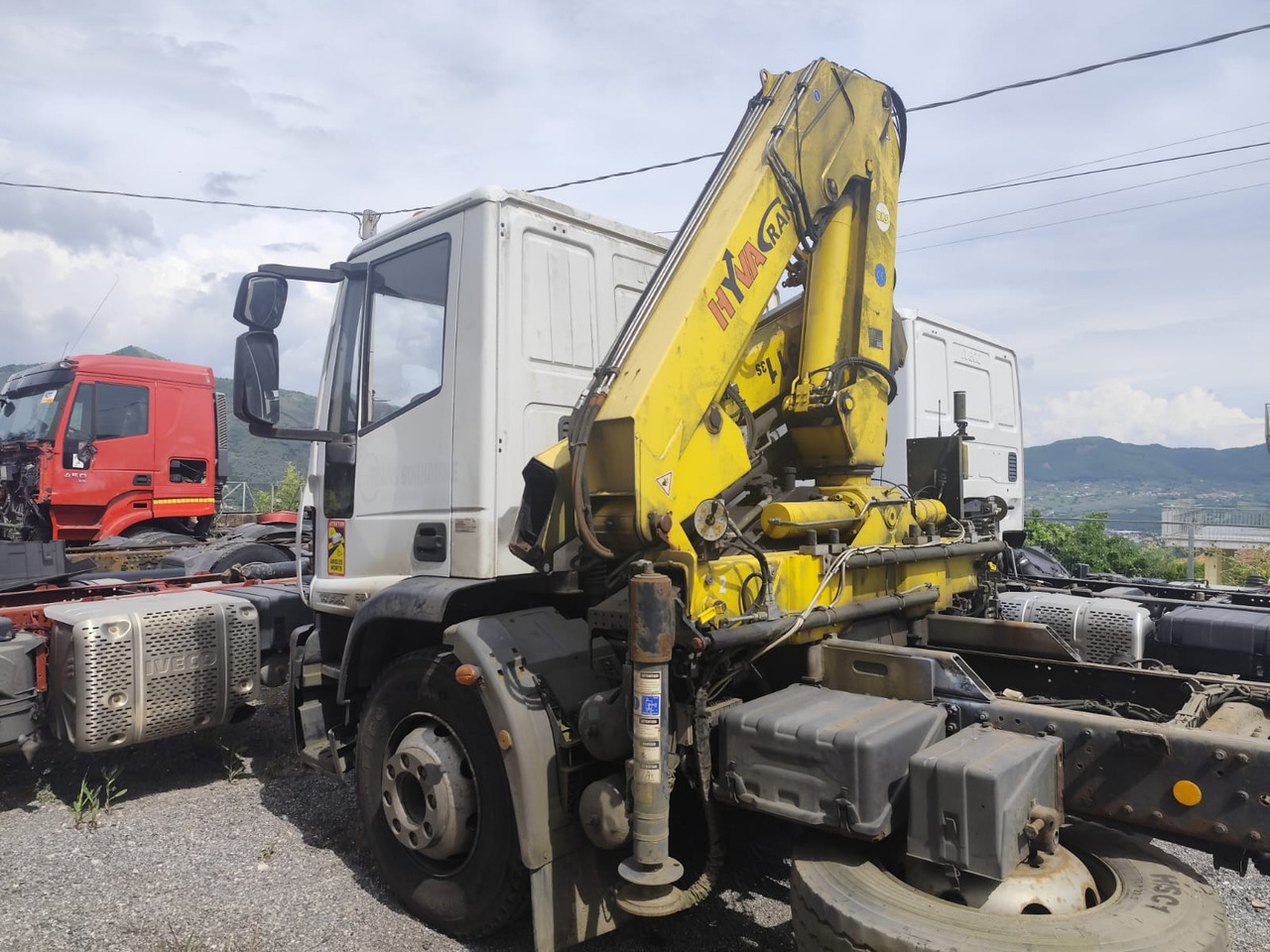 Camião grua IVECO EUROCARGO 160E25K: foto 10