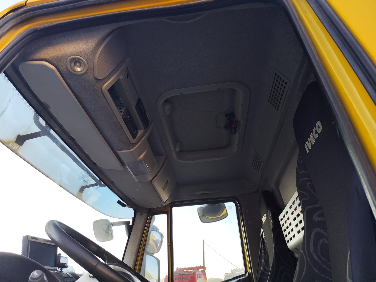 Camião chassi IVECO EUROCARGO 160E30: foto 9