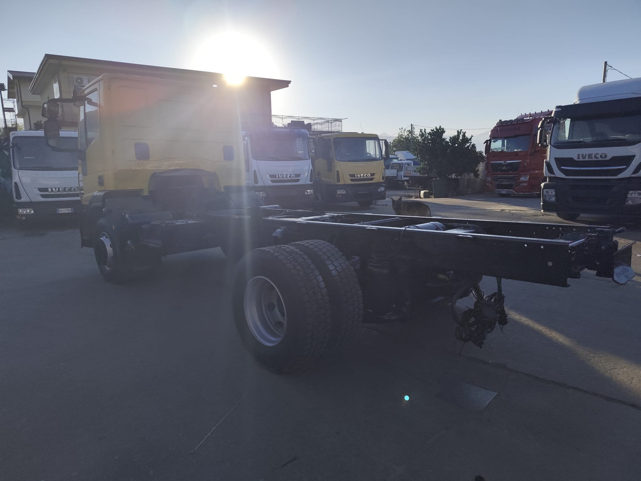 Camião chassi IVECO EUROCARGO 160E30: foto 16