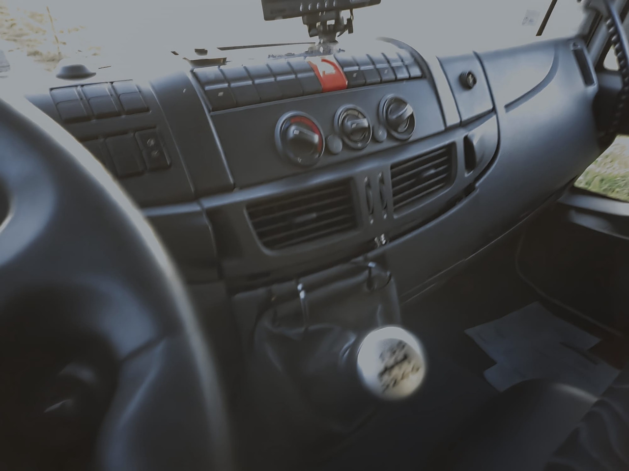 IVECO EUROCARGO 180E25 - Camião grua, Camião grua: foto 3 IVECO EUROCARGO 180E25 - Camião grua, Camião grua: foto 3