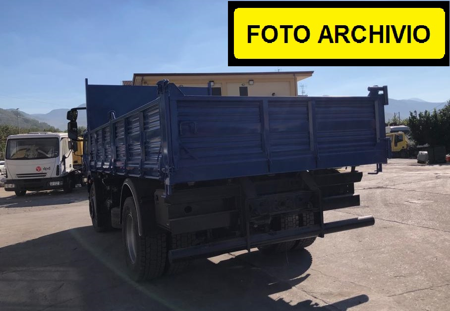 IVECO EUROCARGO 190EL28 - Camião basculante: foto 3 IVECO EUROCARGO 190EL28 - Camião basculante: foto 3