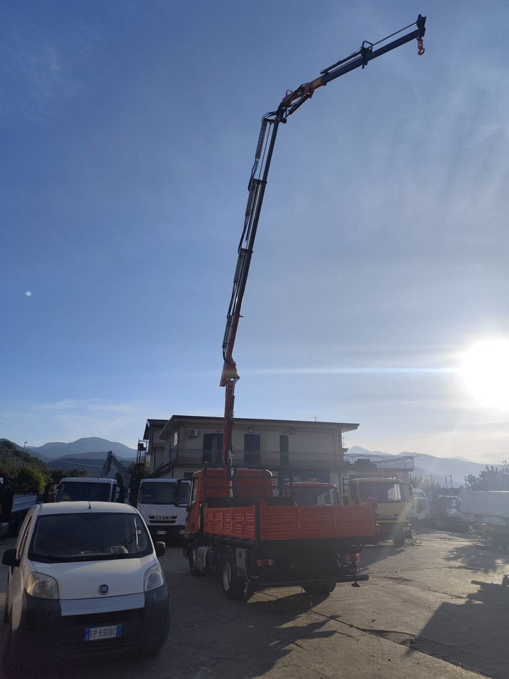 IVECO EUROCARGO 80-190 - Camião grua, Camião basculante: foto 5 IVECO EUROCARGO 80-190 - Camião grua, Camião basculante: foto 5