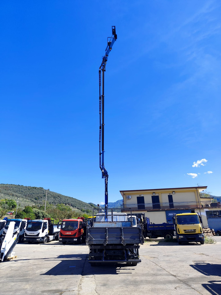 Camião grua, Camião basculante IVECO EUROCARGO 80-210: foto 15 Camião grua, Camião basculante IVECO EUROCARGO 80-210: foto 15