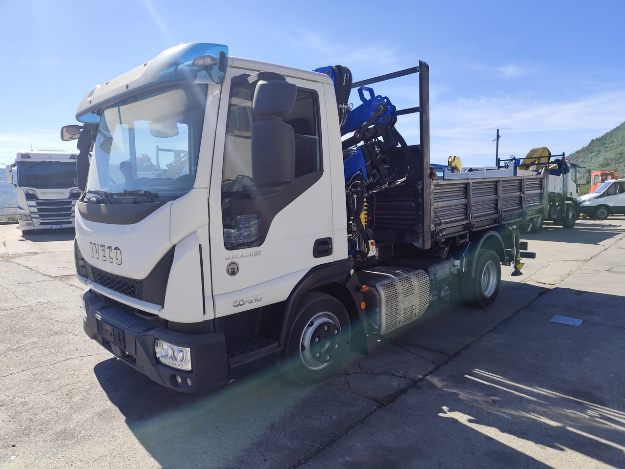 Camião grua, Camião basculante IVECO EUROCARGO 80-210: foto 41 Camião grua, Camião basculante IVECO EUROCARGO 80-210: foto 41