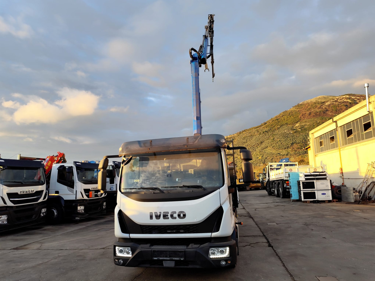 Camião grua, Camião basculante IVECO EUROCARGO 80-210: foto 35