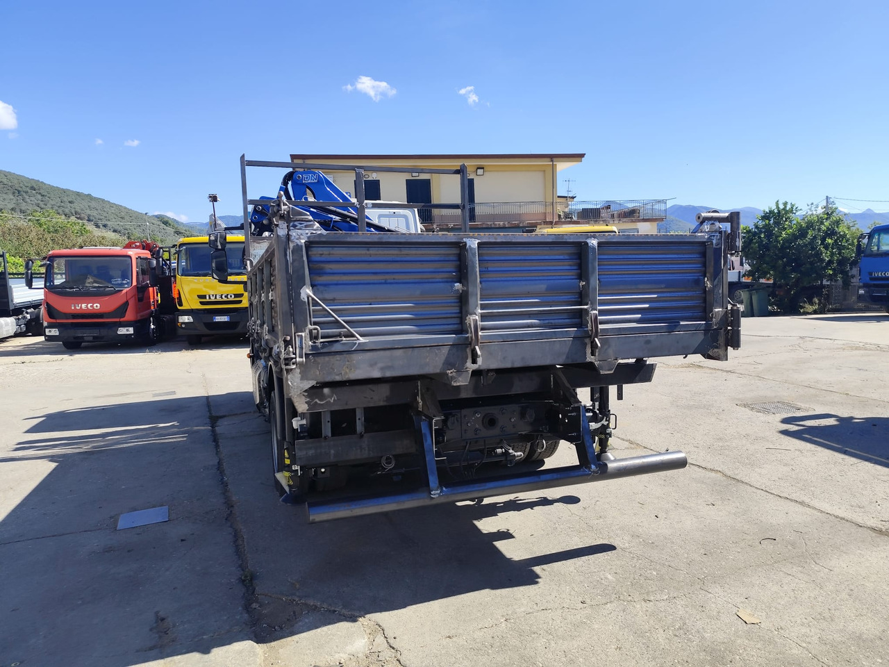 Camião grua, Camião basculante IVECO EUROCARGO 80-210: foto 23 Camião grua, Camião basculante IVECO EUROCARGO 80-210: foto 23