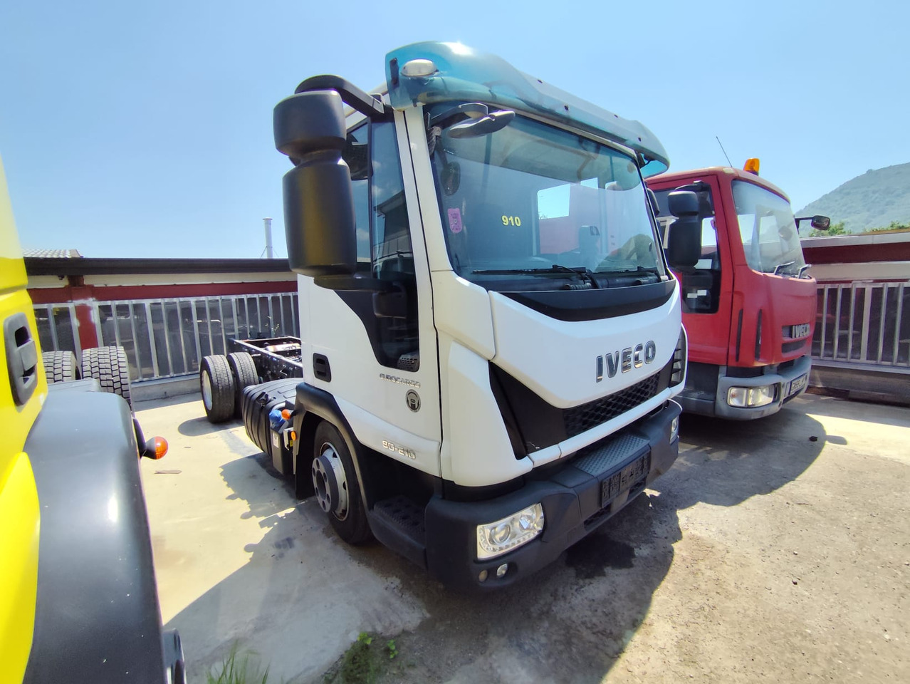 IVECO EUROCARGO 80-210 - Camião chassi: foto 1 IVECO EUROCARGO 80-210 - Camião chassi: foto 1