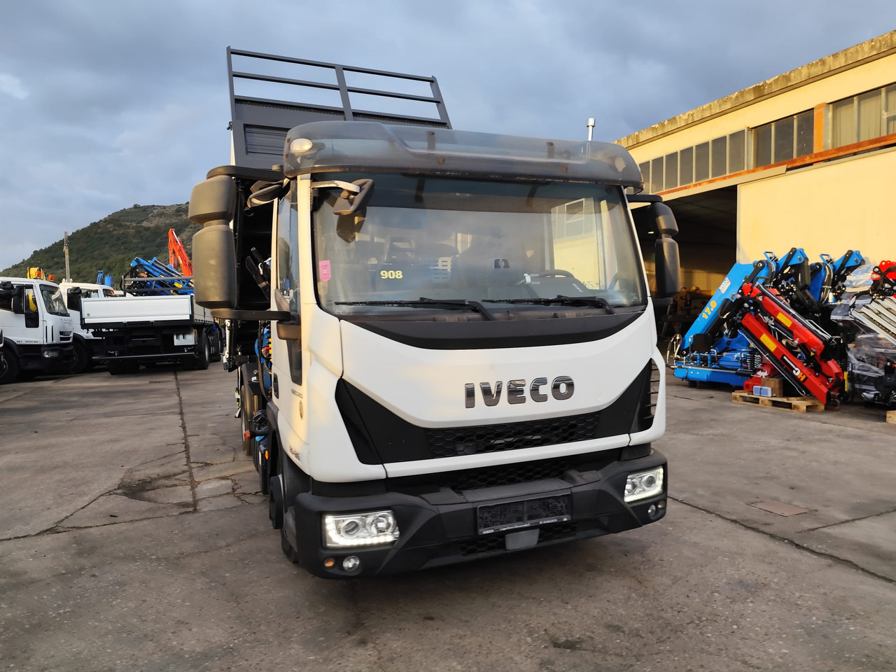 Camião grua, Camião basculante IVECO EUROCARGO 80-210: foto 12