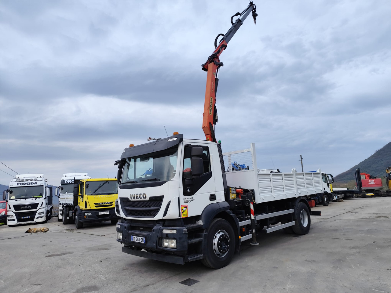 IVECO STRALIS AD 190S36 - Camião grua: foto 1 IVECO STRALIS AD 190S36 - Camião grua: foto 1