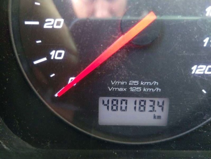 IVECO STRALIS AD 260S31 XP - Camião furgão: foto 2 IVECO STRALIS AD 260S31 XP - Camião furgão: foto 2