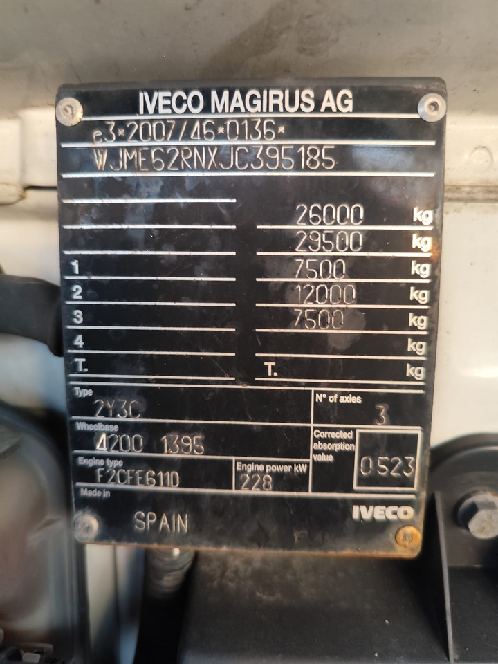 Camião chassi IVECO STRALIS AD 260S31 XP: foto 10
