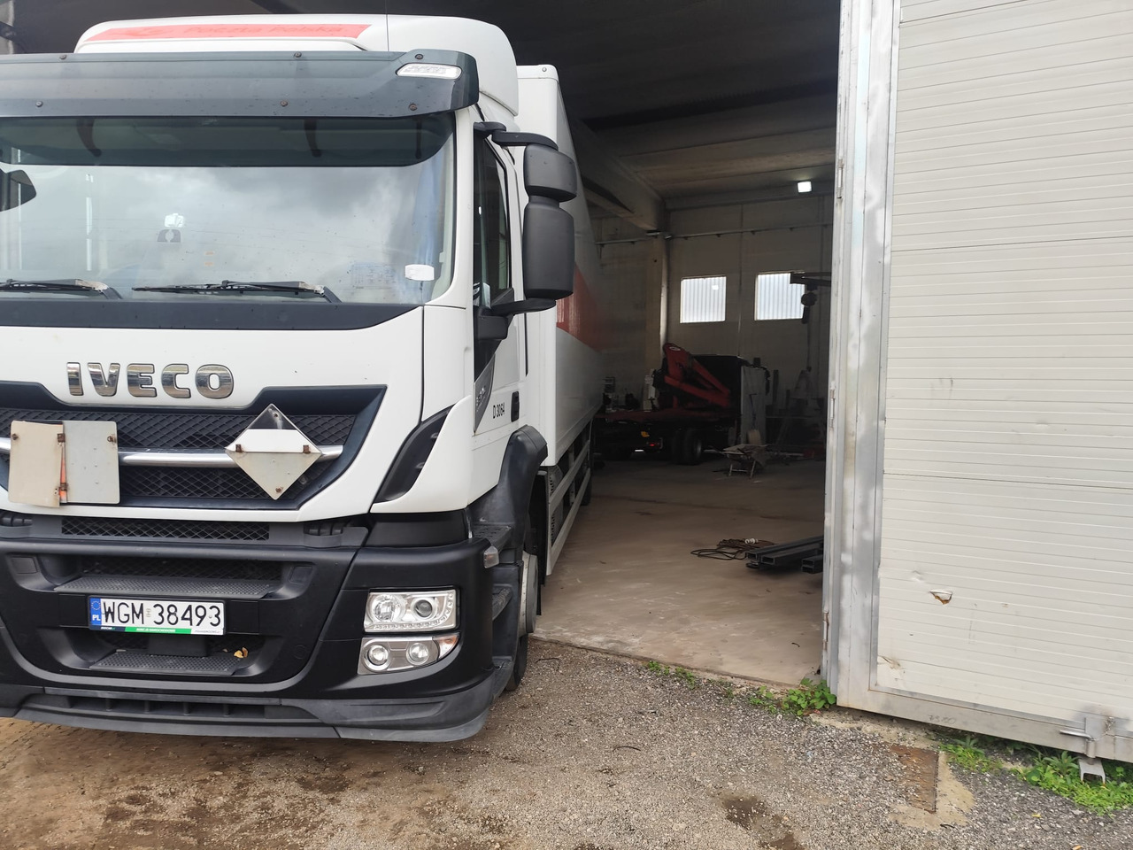 IVECO STRALIS AD 260S31 XP - Camião furgão: foto 5 IVECO STRALIS AD 260S31 XP - Camião furgão: foto 5