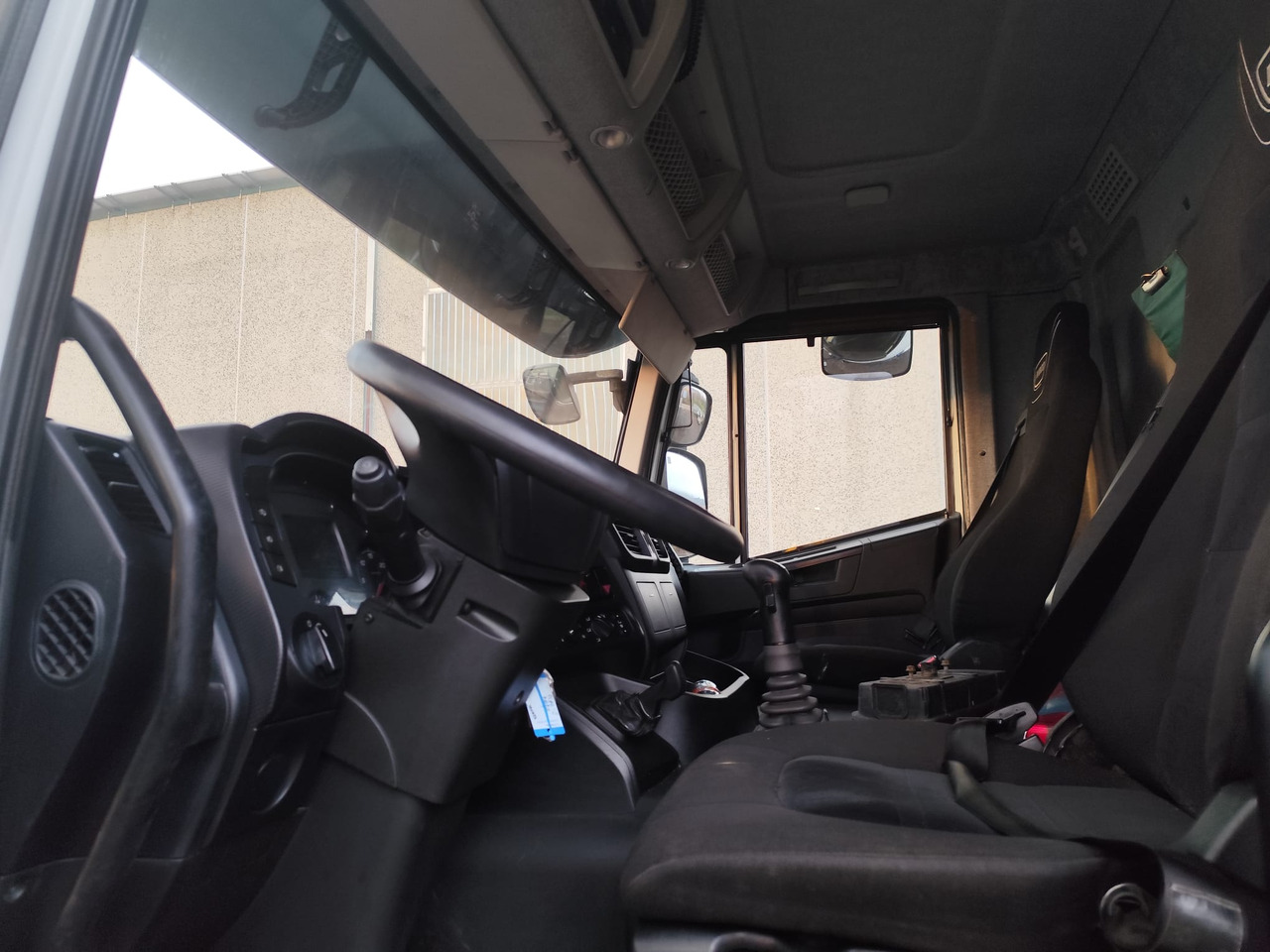 Camião chassi IVECO STRALIS AD 260S31 XP: foto 12
