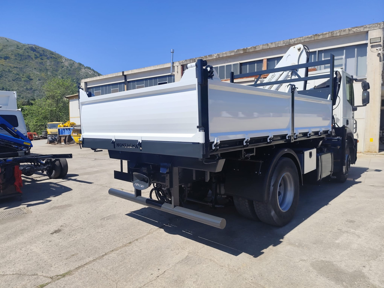 Camião grua IVECO STRALIS CUBE 190S33: foto 34