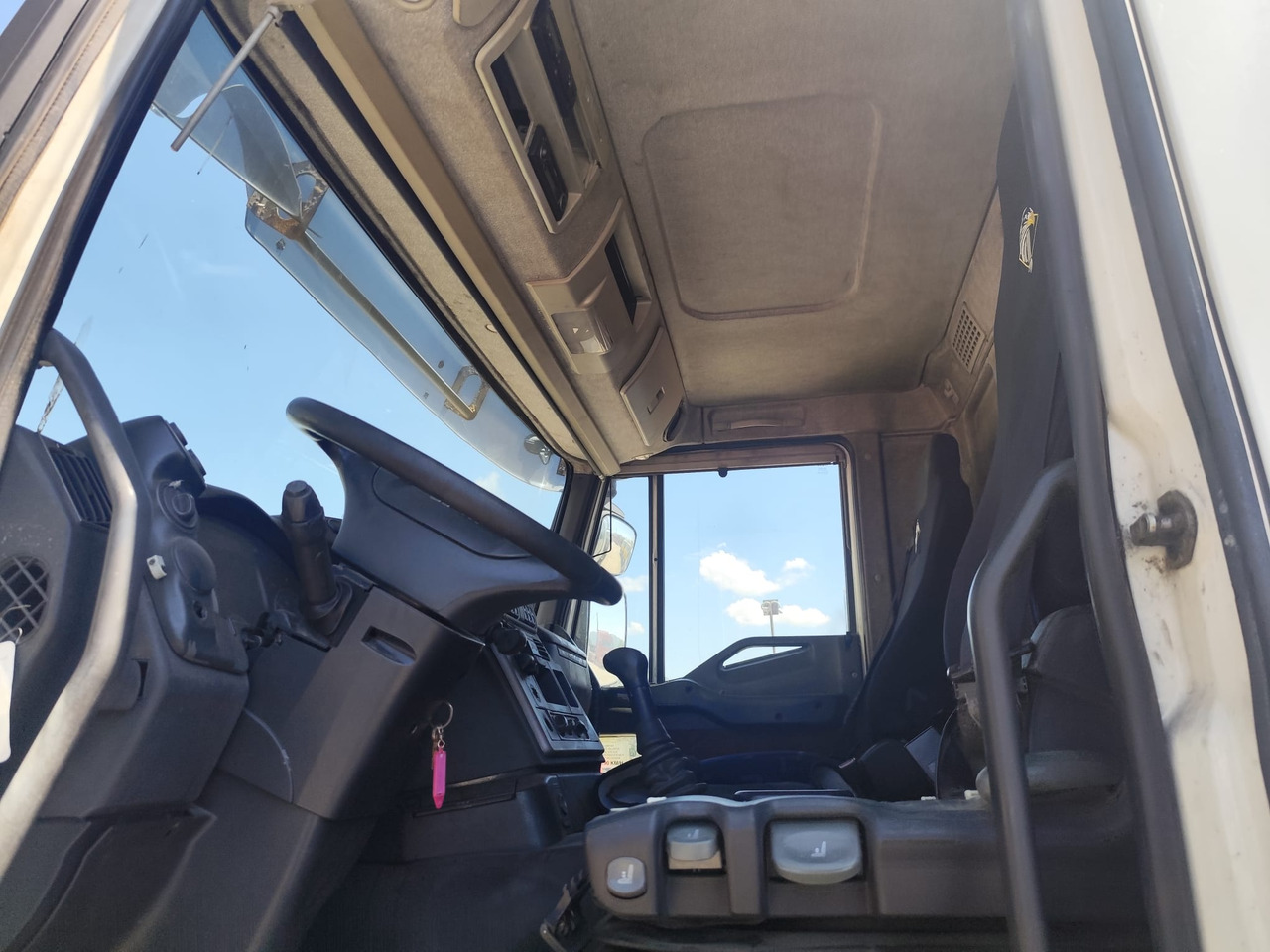 Camião grua IVECO STRALIS CUBE 190S33: foto 30