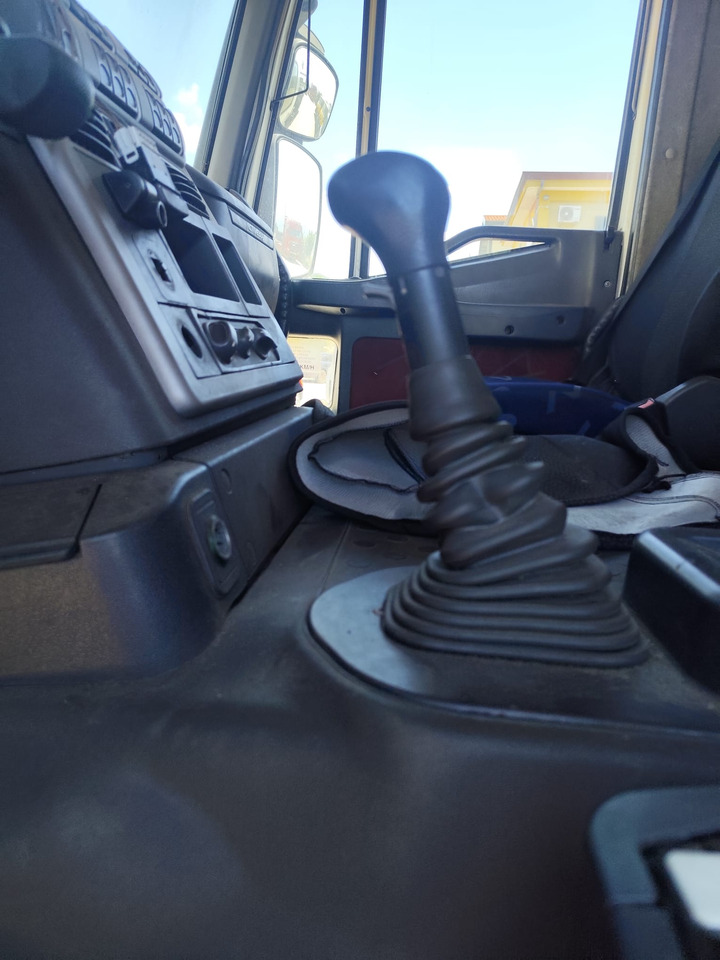 Camião grua IVECO STRALIS CUBE 190S33: foto 27