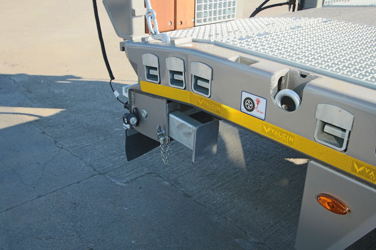 Semi-reboque baixa para transporte de máquinas pesadas novo YALCIN 3 ESSIEUX SURBAISSE EXTENSIBLE TABLE ELEVATRICE: foto 9 Semi-reboque baixa para transporte de máquinas pesadas novo YALCIN 3 ESSIEUX SURBAISSE EXTENSIBLE TABLE ELEVATRICE: foto 9